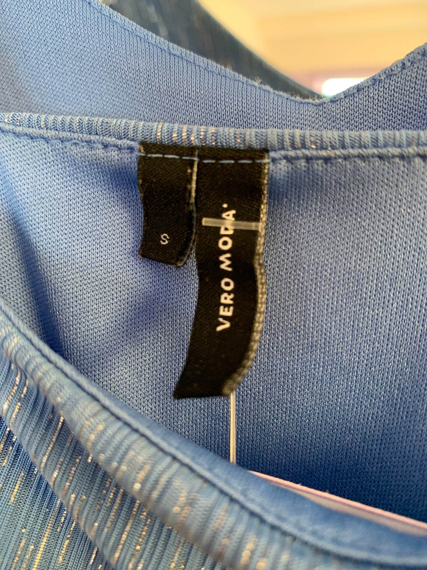 Kleid // Vero Moda / S